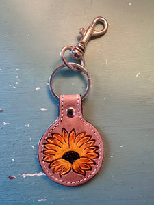 LEATHER WILDFLOWER KEYCHAIN